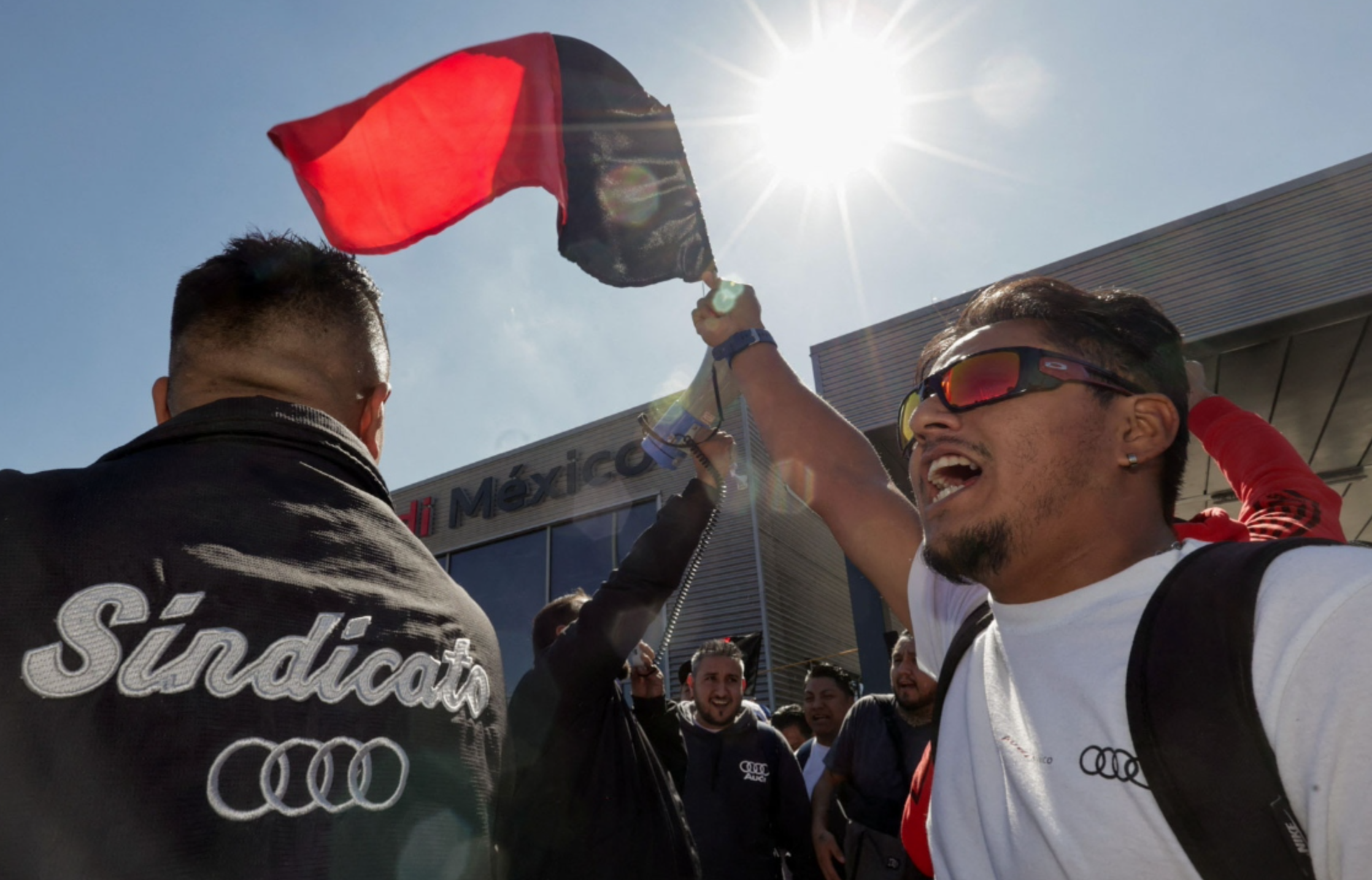 Trabajadores de Audi México dicen que no a la propuesta salarial